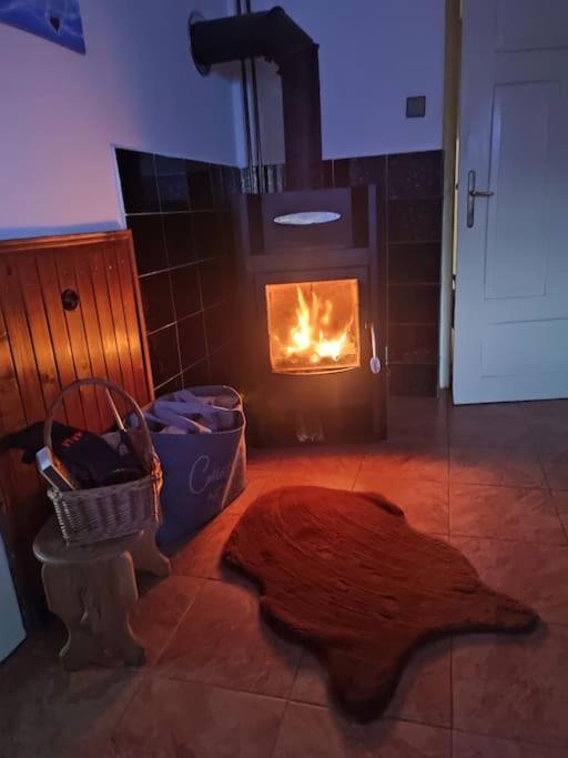 Nase Chalupa Stara Cervena Voda Exteriör bild